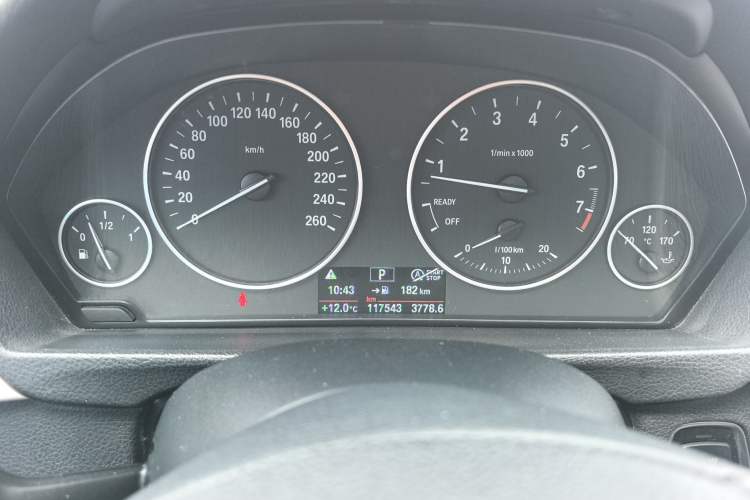 Used BMW 3 Series 2015 320Li Fashion Model