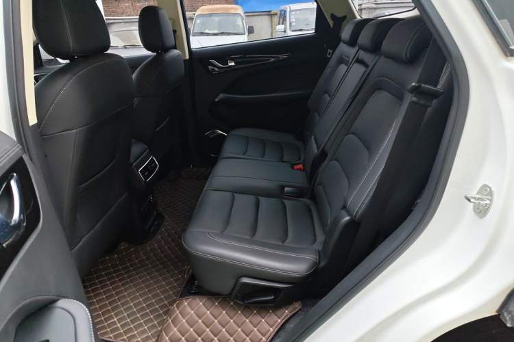 Used Jetour X90 2019 1.5T Automatic Enjoyment Model 5 Seats China V Emission Standard