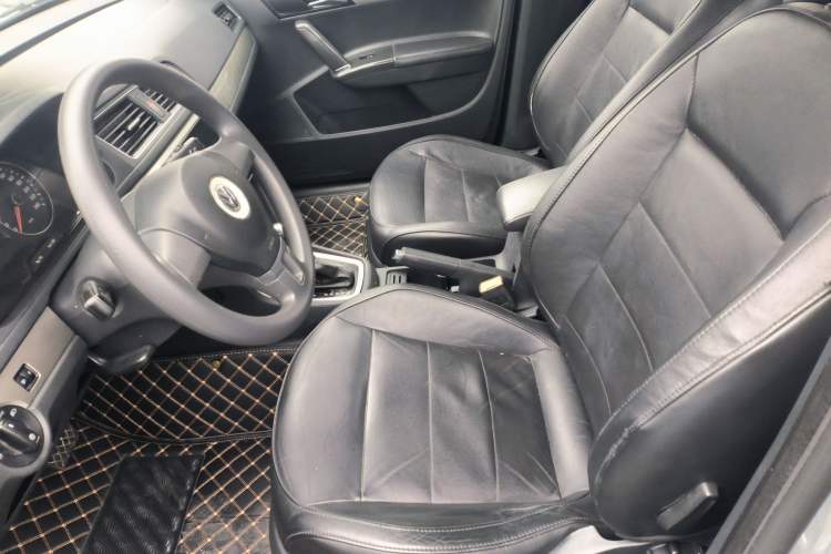 Used Volkswagen Lavida 2013 Restyled Classic 1.6L Automatic Comfort Edition