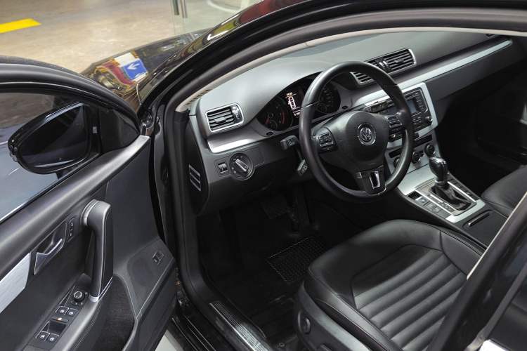 Used Volkswagen Magotan 2016 1.8TSI Smart Enjoyment Leading Model
