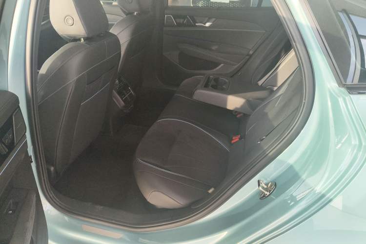 Used Volkswagen Passat 2025 Pro 380TSI Starry Dragon Luxury Edition
