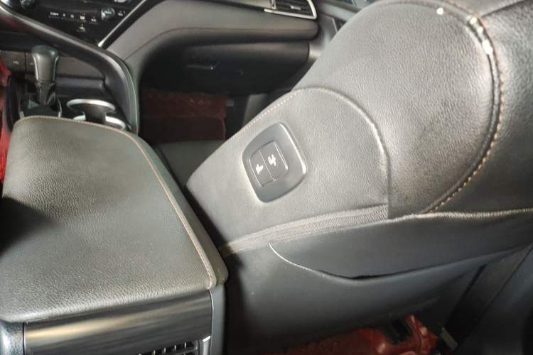 Used Toyota Camry 2021 2.0G Luxury Edition