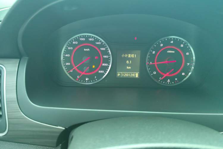 Used SAIC MAXUS G10 2018 PLUS 2.0T Automatic Smart Edition
