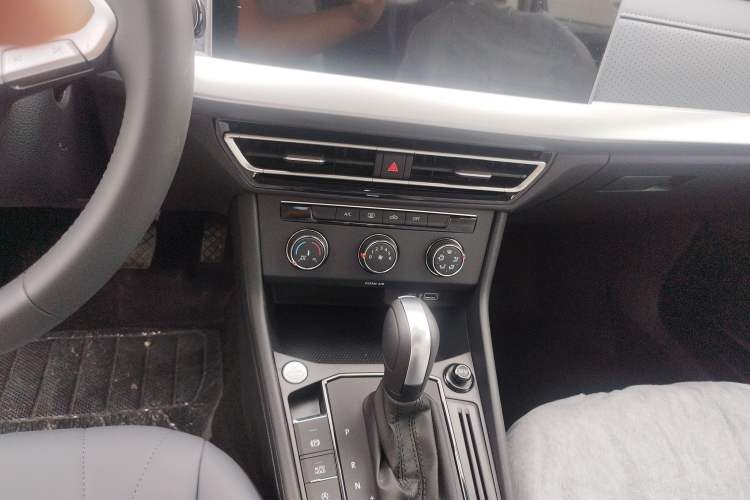 Used Volkswagen Lavida 2024 1.5L Automatic Starry Sky 5 Million Edition