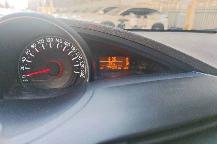 Used Toyota Verso 2015 180E CVT Crossover Edition