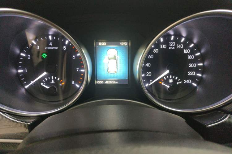 Used Haval H9 2016 2.0T Four-Wheel Drive Elite Version 5 Seats
