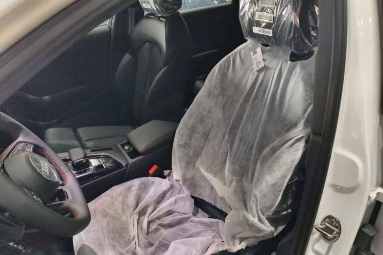 Used Audi A4L 2025 2 Million Units Enjoyment Version 40 TFSI Luxury Dynamic Edition
