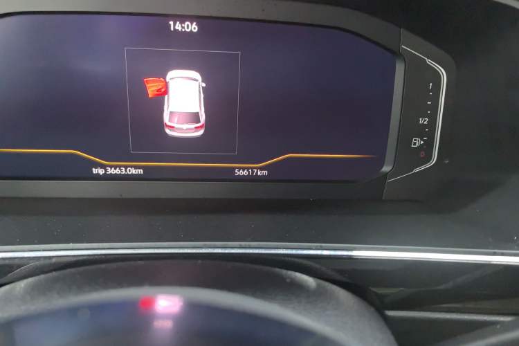 Used Volkswagen Tiguan L 2021 330TSI Automatic Two-Wheel Drive R-Line Enhanced Edition
