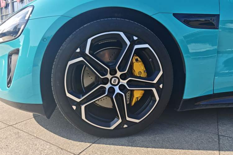 Used  SU7 2024 Four-Wheel Drive Ultra-Long Range Advanced Intelligent Driving Max Edition