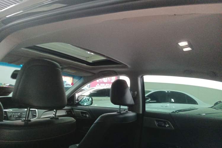 Used Honda Accord 2016 Hybrid 2.0L Sharp Edition
