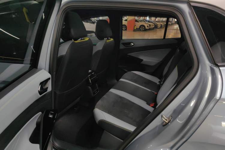 Used Volkswagen ID.4 X 2022 Smart Enjoyment Long-Range Edition
