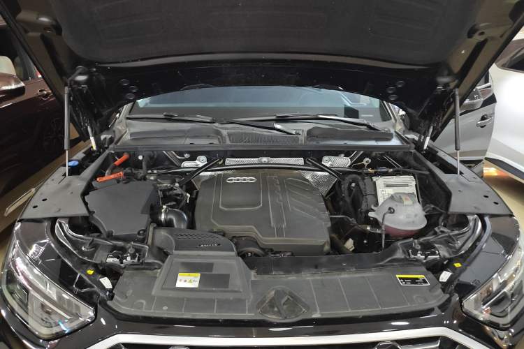 Used Audi Q5L 2024 40 TFSI Fashion Dynamic Model