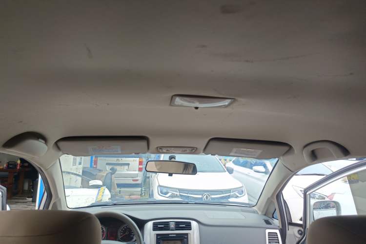 Used Suzuki Liana 2013 Hatchback 1.4L Manual Standard Model A
