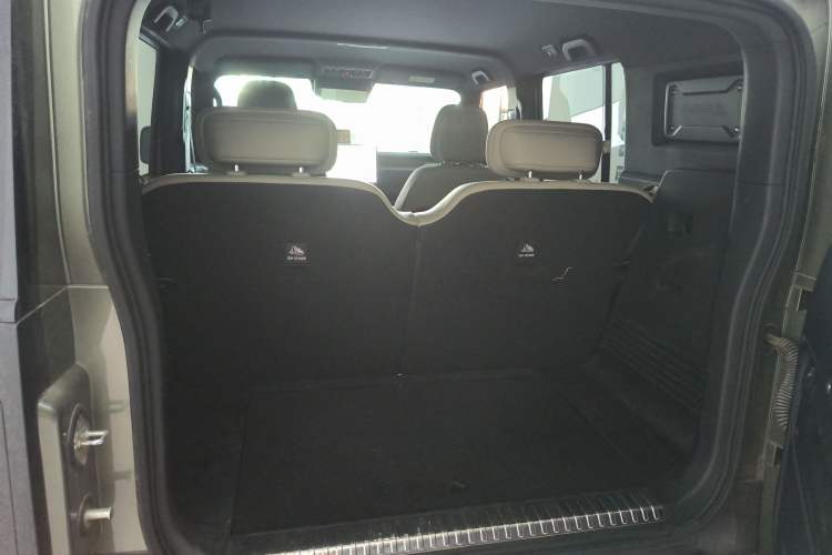 Used  V23 2025 501 Four-Wheel Drive Intelligent Driving Version
