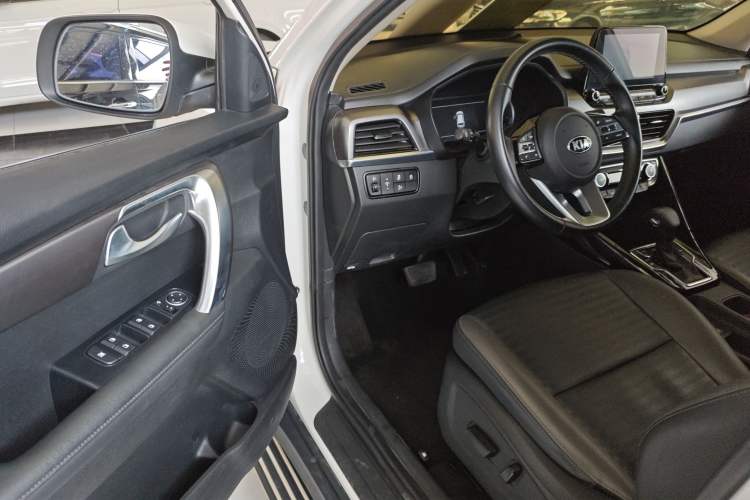 Used Kia Sportage R 2019 2.0L Automatic Smart Luxury Edition
