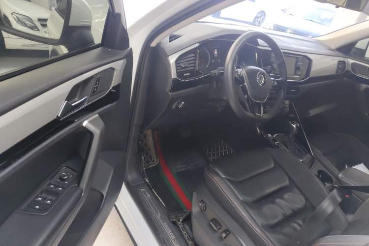 Used Volkswagen Tayron 2019 330TSI Two-Wheel Drive Luxury Model China VI Standard
