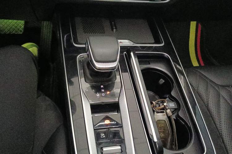 Used Hongqi HS5 2023 2.0T Qixiang Pro Edition
