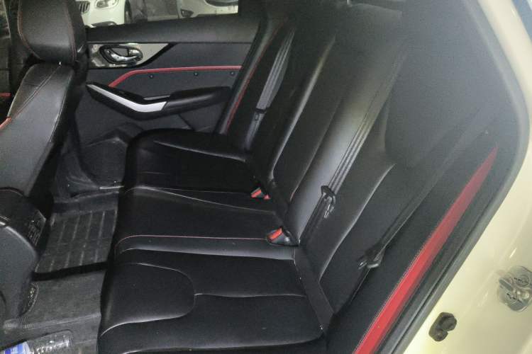 Used Venucia D60 2018 1.6L CVT Smart Connect Elite Edition
