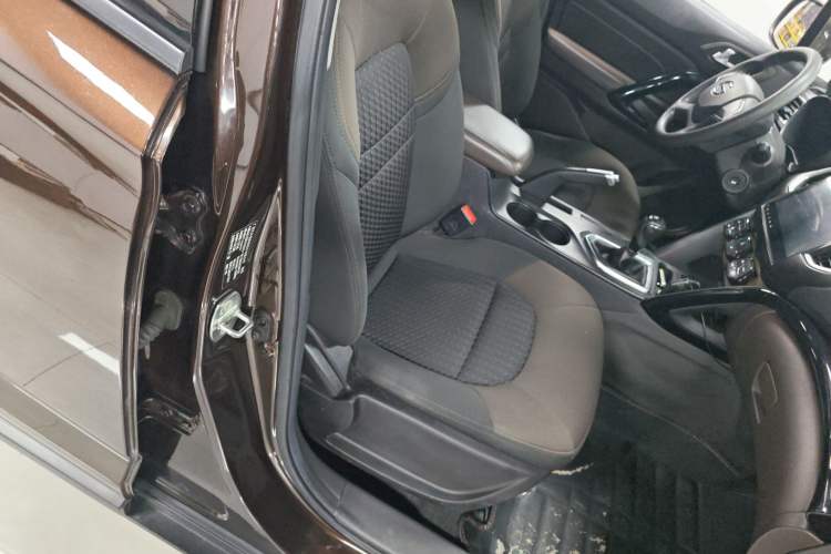 Used GAC Trumpchi GS4 2015 200T Manual Comfort Edition
