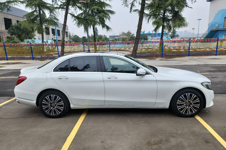 Used Mercedes-Benz C-Class 2018 C 200 L
