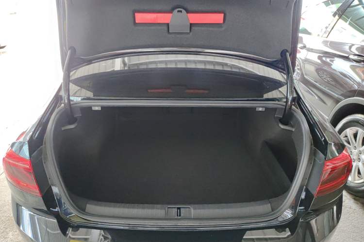 Used Volkswagen Magotan 2020 330TSI DSG Leading Model
