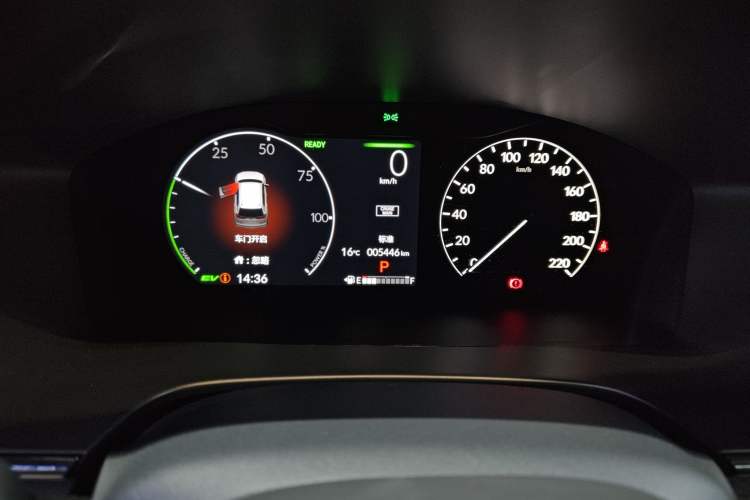 Used Honda Breeze 2025 eHEV Two-Wheel Drive Luxury Edition
