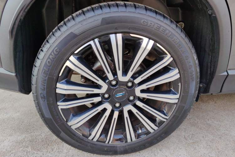 Used Oshan X5 2021 Revised Version 1.5T DCT Luxury Edition
