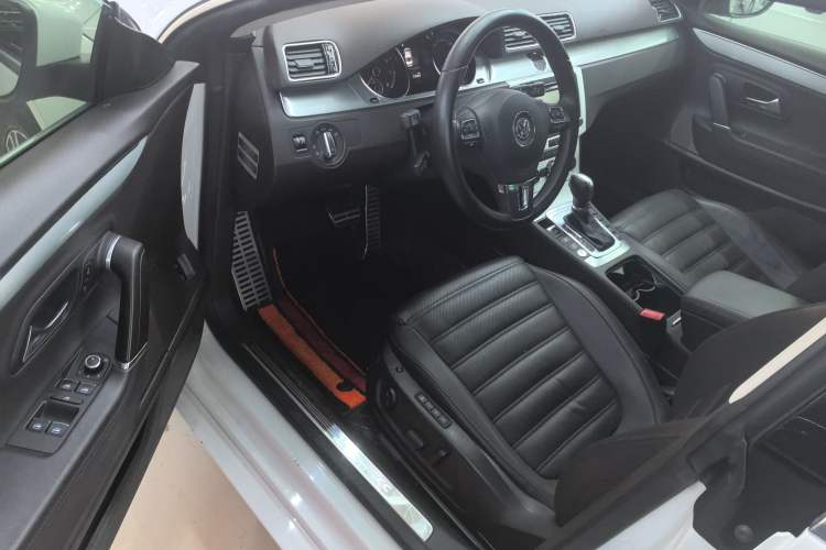 Used Volkswagen FAW-Volkswagen CC 2016 1.8TSI Luxury Model
