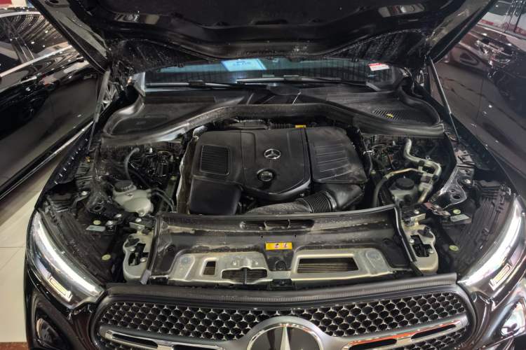 Used Mercedes-Benz GLC 2025 GLC 260 L 4MATIC Luxury Model
