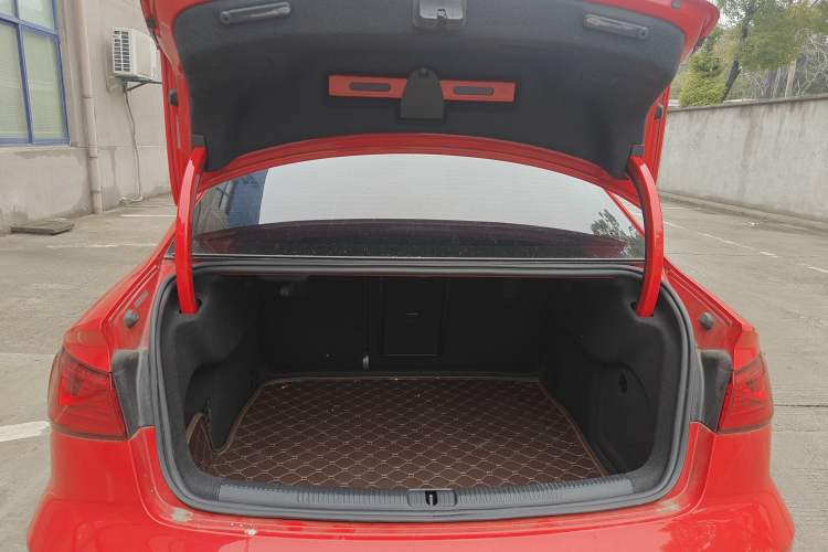 Used Audi A3 2014 Limousine 35 TFSI Automatic Comfort Model
