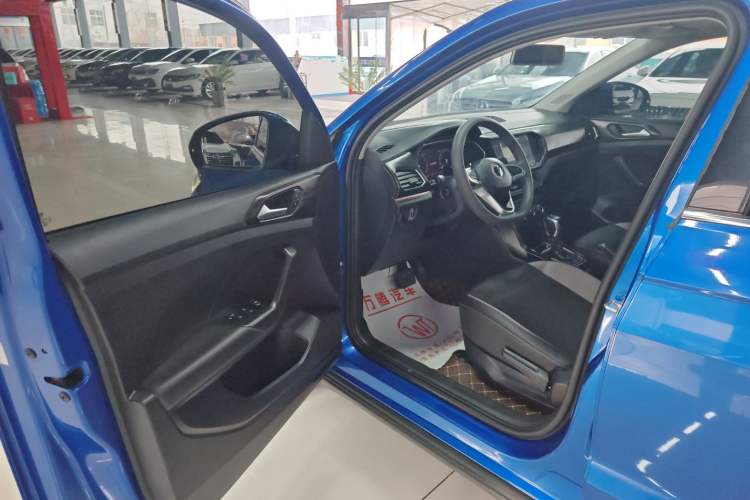 Used Volkswagen Tacqua 2020 1.5L Automatic Yue