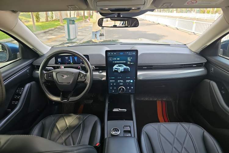 Used Ford Mustang Mach-E 2021 Leap Edition Rear-Drive Version (Standard Range)
