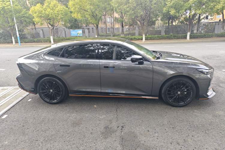 Used Changan UNI-V 2023 1.5T Sport Edition
