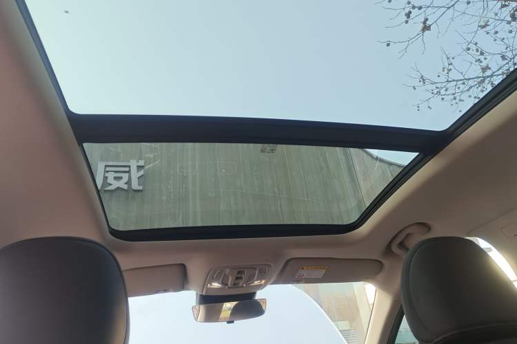 Used Roewe D7 2023 DMH 125km Flagship Edition