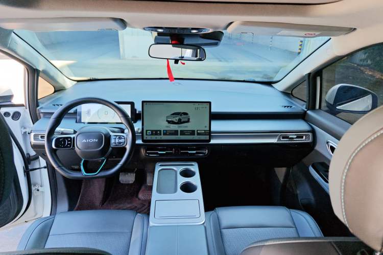 Used AION Y 2023 Younger Star Edition
