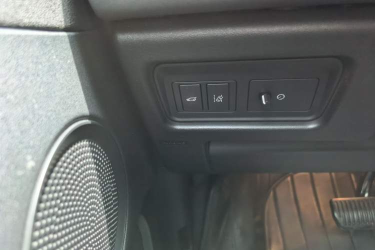 Used Land Rover Discovery Sport 2018 240 PS SE Version
