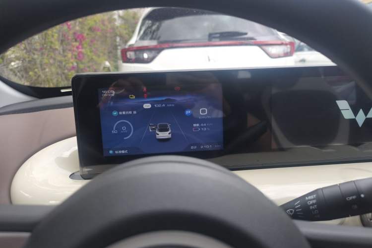 Used Wuling Bingo 2024 333 km Enjoyment Version
