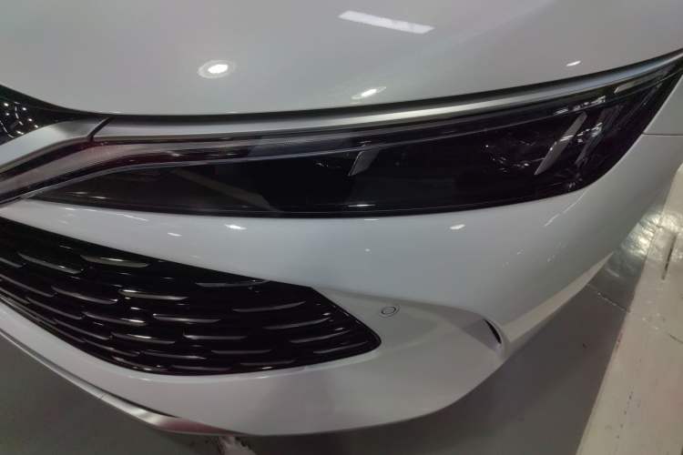 Used BYD Qin L 2025 DM-i Smart Drive 80KM Leading Model
