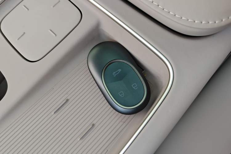 Used Nio ES8 2023 75 kWh
