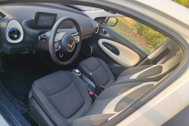 Used Wuling Bingo 2023 203km Light Edition
