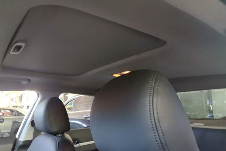 Used Hyundai Elantra 2016 1.6L Automatic ZhiXuan – Elite Version
