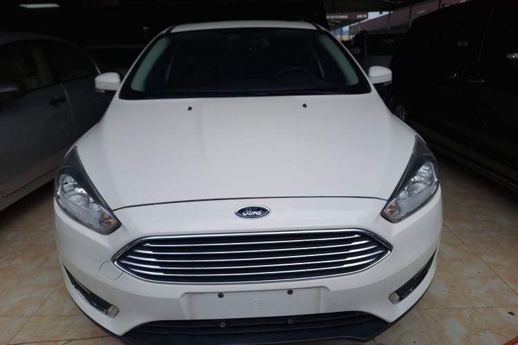 Used Ford Focus 2015 Sedan 1.6L Automatic Trend Model
