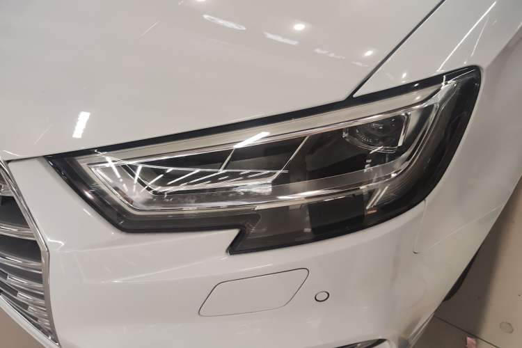 Used Audi A3 2020 Limousine 35 TFSI Fashion Edition China VI Emission Standard