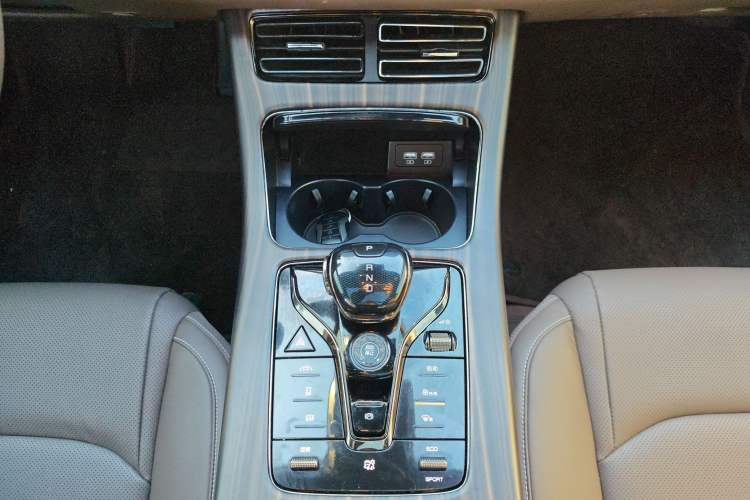 Used BYD Han 2020 EV Long-Range Luxury Model
