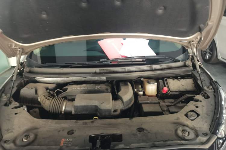 Used Buick GL8 2023 ES Lu Zun Deluxe Model
