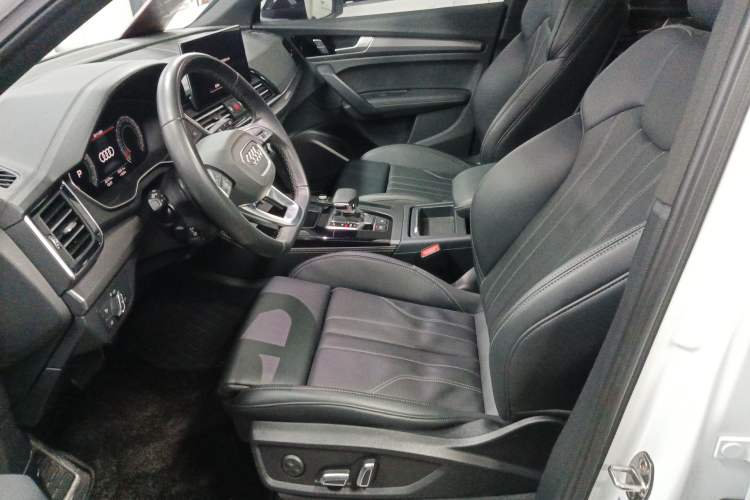 Used Audi Q5L 2024 40 TFSI Luxury Dynamic Edition
