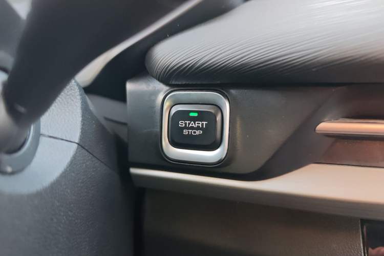 Used Wuling Jiachen 2022 1.5T CVT Smart Luxury Version