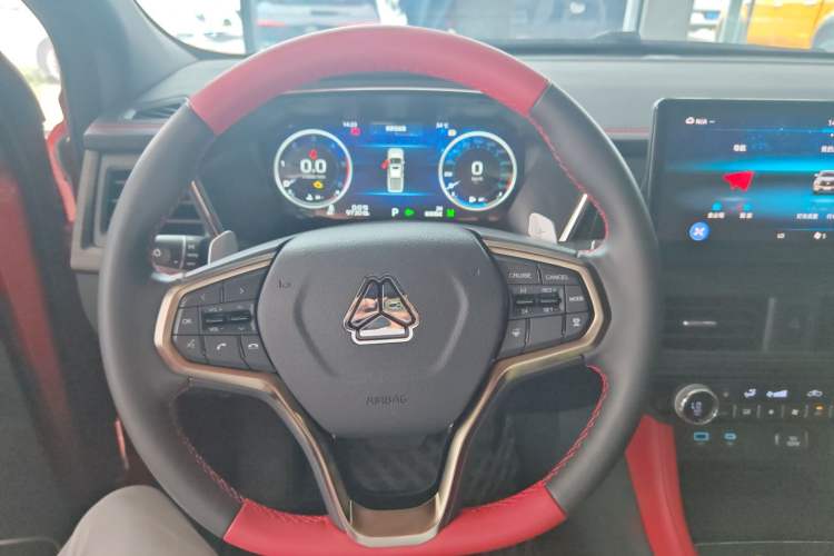 Used  BOLDEN 2024 Off-Road 2.0T Automatic Diesel 4x4 Standard Wheelbase Professional Edition
