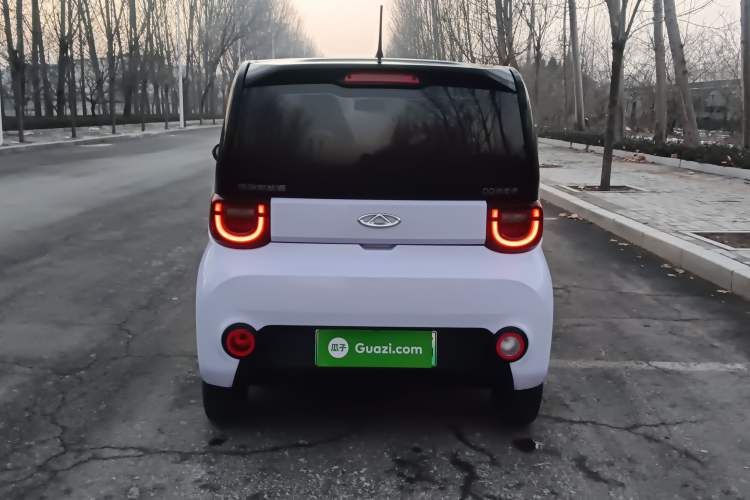 Used Chery QQ Ice Cream 2022 120km Conical Shape Lithium Iron Phosphate
