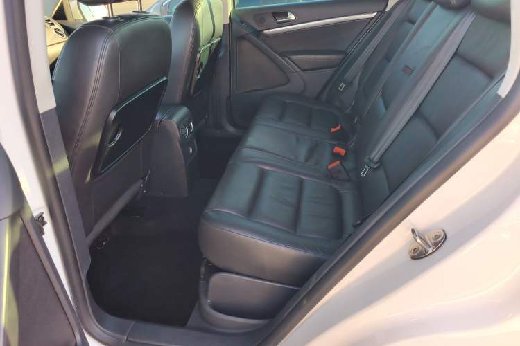 Used Volkswagen Tiguan 2012 2.0 TSI Automatic All-Wheel Drive Flagship Edition